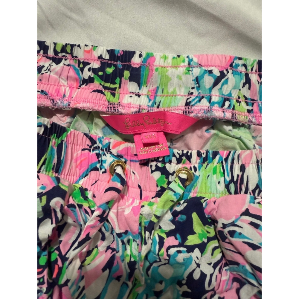 Women's Lilly Pulitzer Shorts XXS Pink Blue Floral Print - Picture 3 of 4
